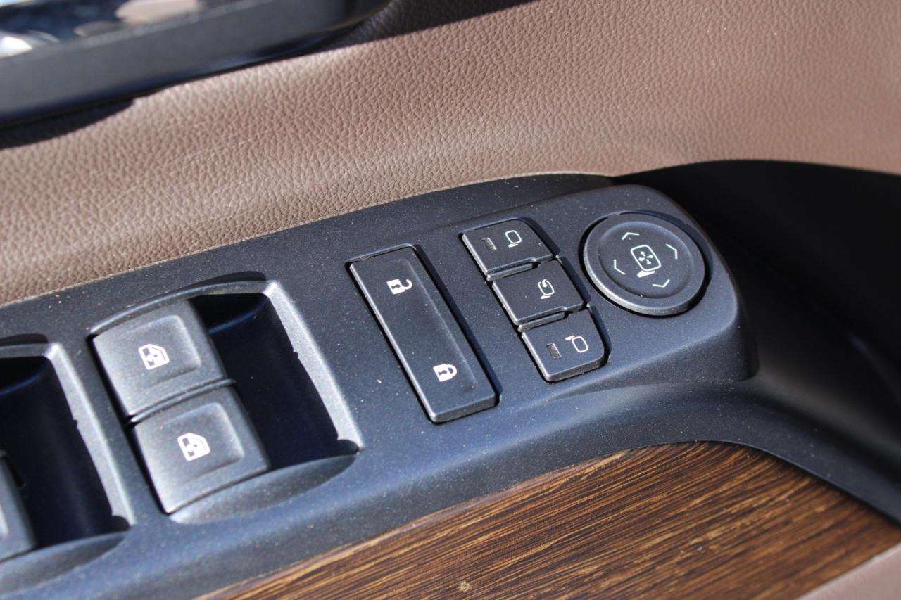 2017 GMC Sierra 1500 Denali Crew Cab 4WD   No Accident   Safety Certifi Photo