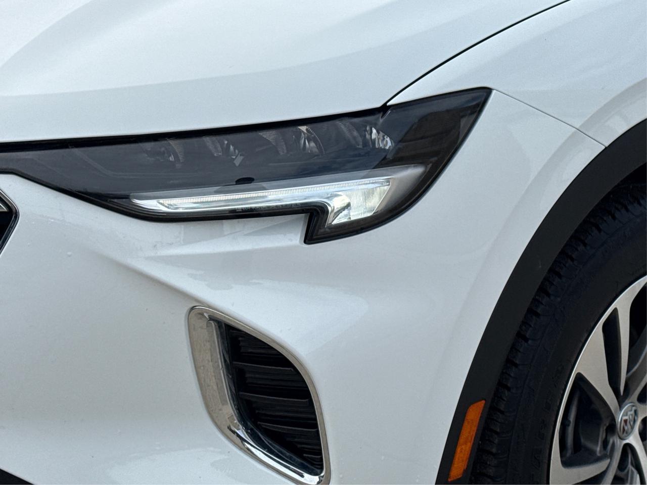 2023 Buick Envision AWD LEATHER HEATED SEATS REMOTE START WE FINANCE! Photo