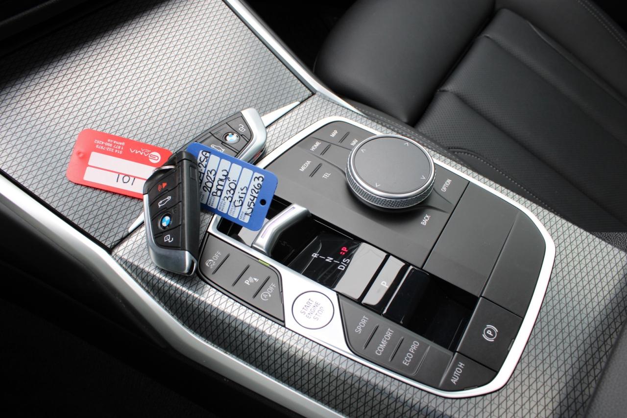 2023 BMW 3 Series 330i xDrive M Sport AWD No Accident $/Weekly Safet Photo