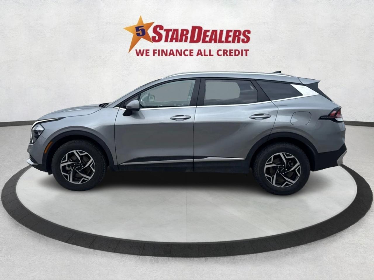 2023 Kia Sportage AWD HEATED SEATS MINT WE FINANCE ALL CREDIT! Photo