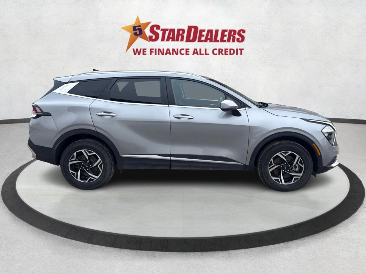 2023 Kia Sportage AWD HEATED SEATS MINT WE FINANCE ALL CREDIT! Photo