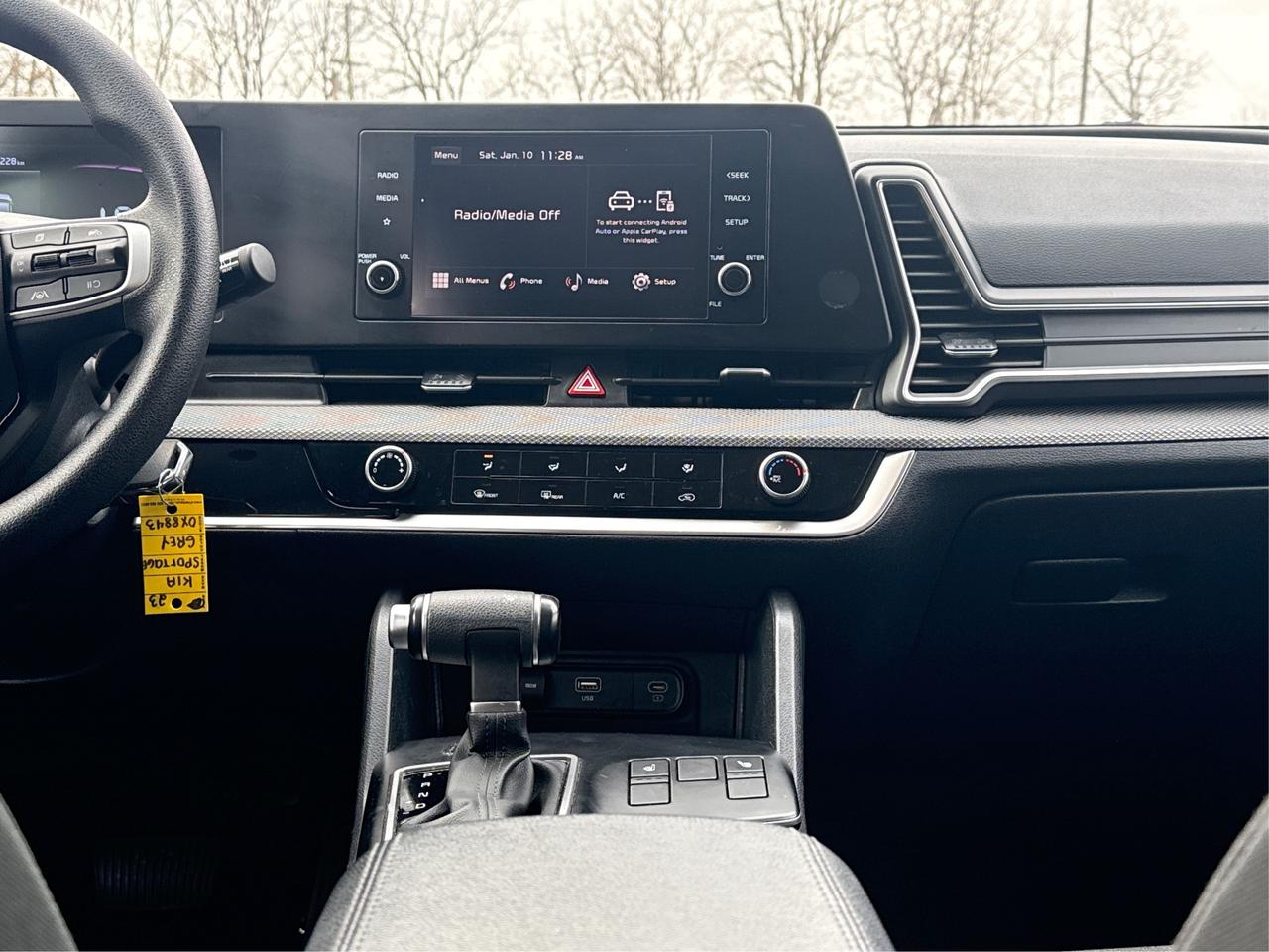 2023 Kia Sportage AWD HEATED SEATS MINT WE FINANCE ALL CREDIT! Photo