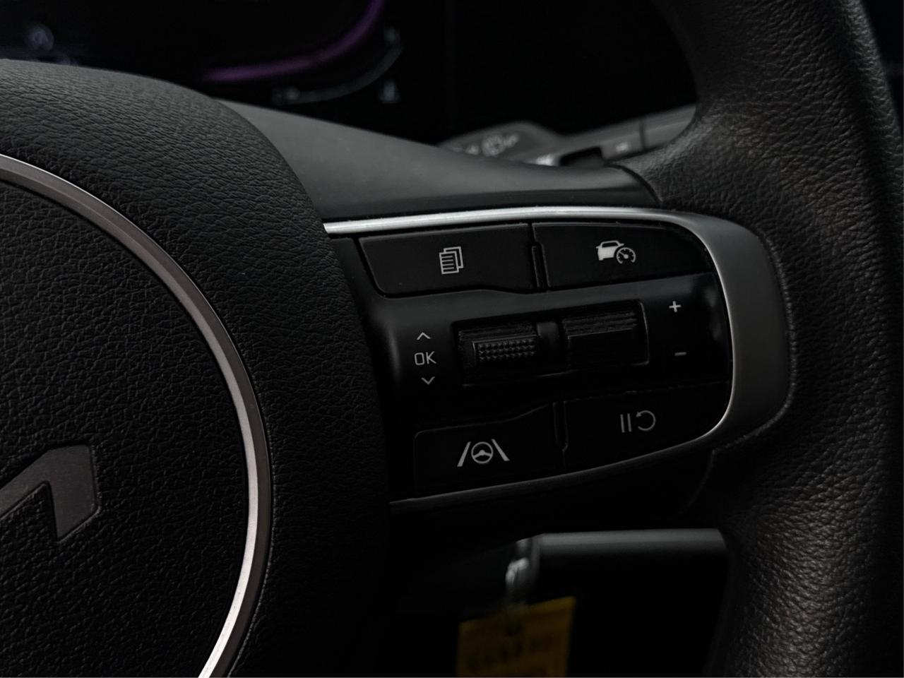 2023 Kia Sportage AWD HEATED SEATS MINT WE FINANCE ALL CREDIT! Photo