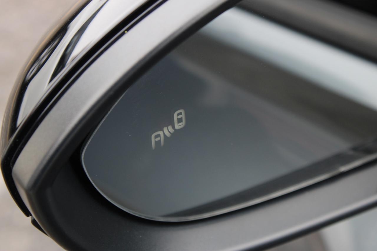 2019 Volkswagen Jetta 1.4T Highline 6 Speed Manual No Accident Certified Photo