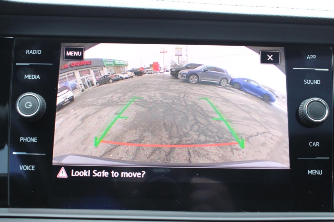 2019 Volkswagen Jetta 1.4T Highline 6 Speed Manual No Accident Certified Photo