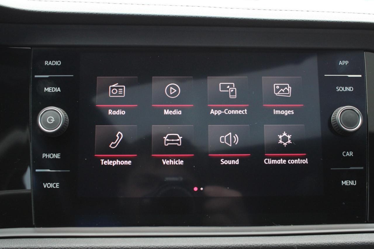 2019 Volkswagen Jetta 1.4T Highline 6 Speed Manual No Accident Certified Photo