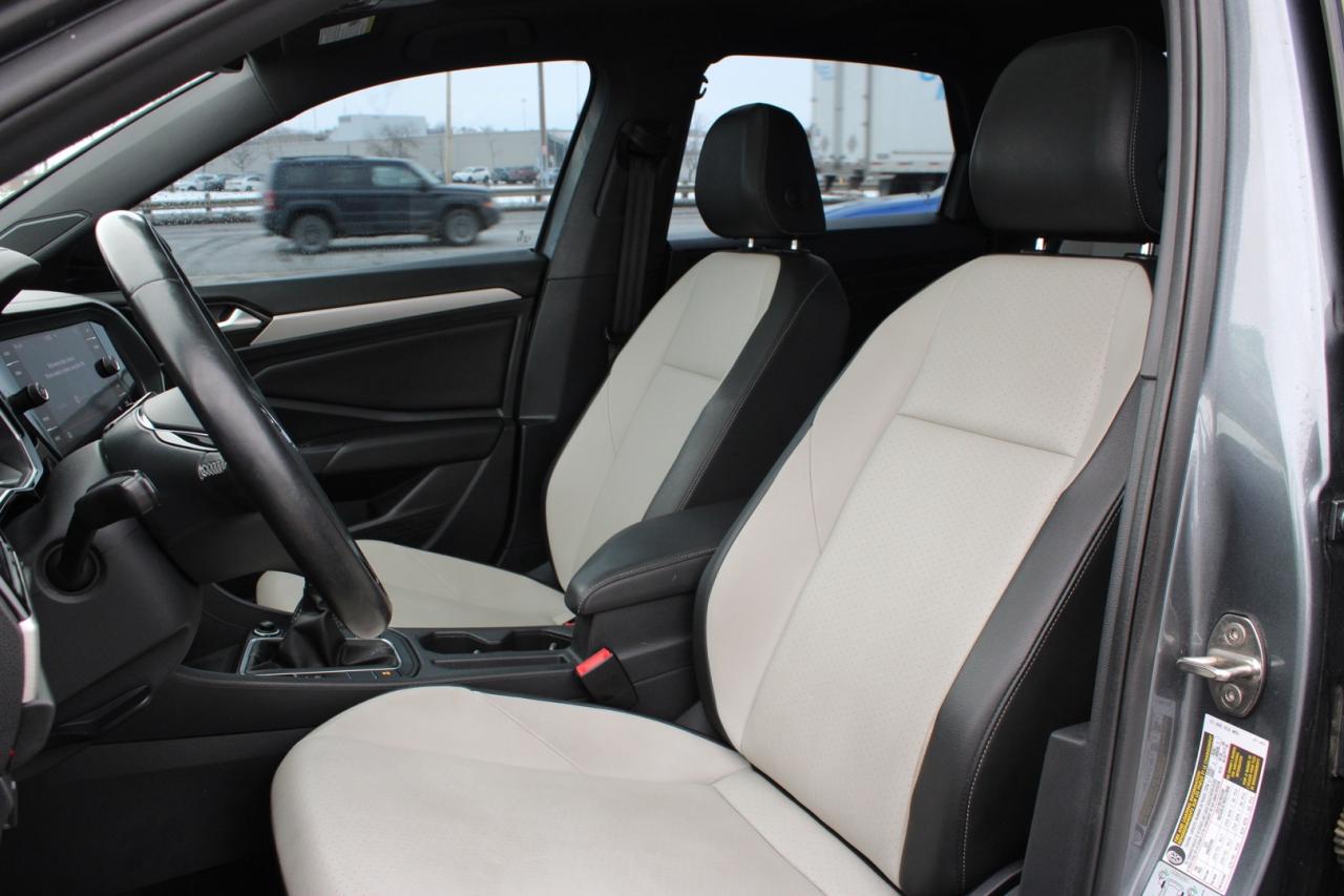 2019 Volkswagen Jetta 1.4T Highline 6 Speed Manual No Accident Certified Photo