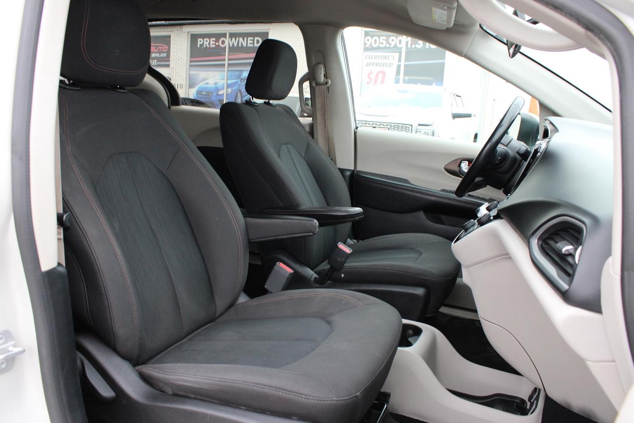2019 Chrysler Pacifica Touring   $65/Weekly   7 Passenger   Camera Photo