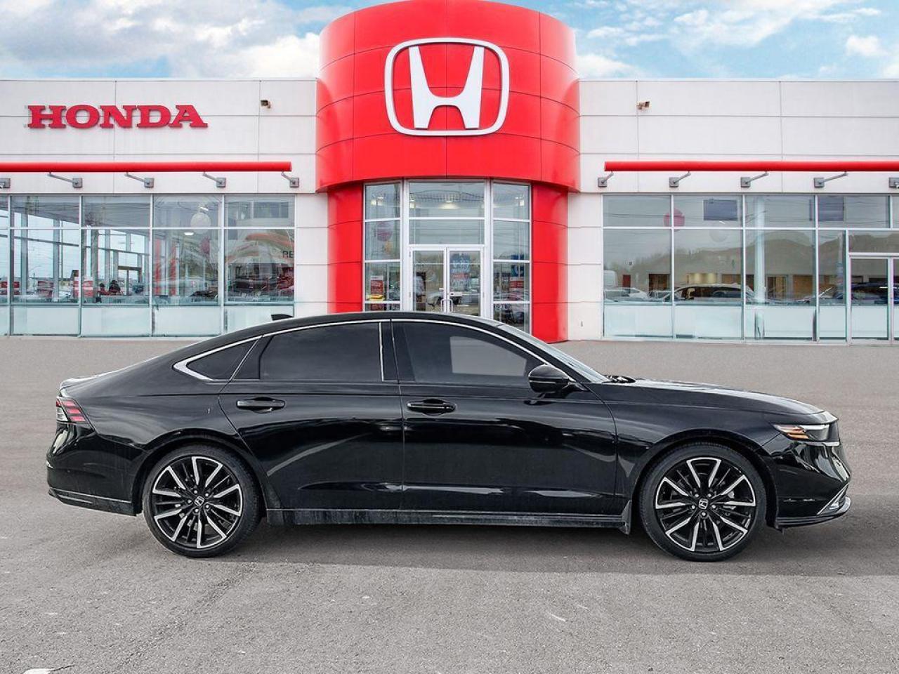 2025 Honda Accord Hybrid TOURING Photo