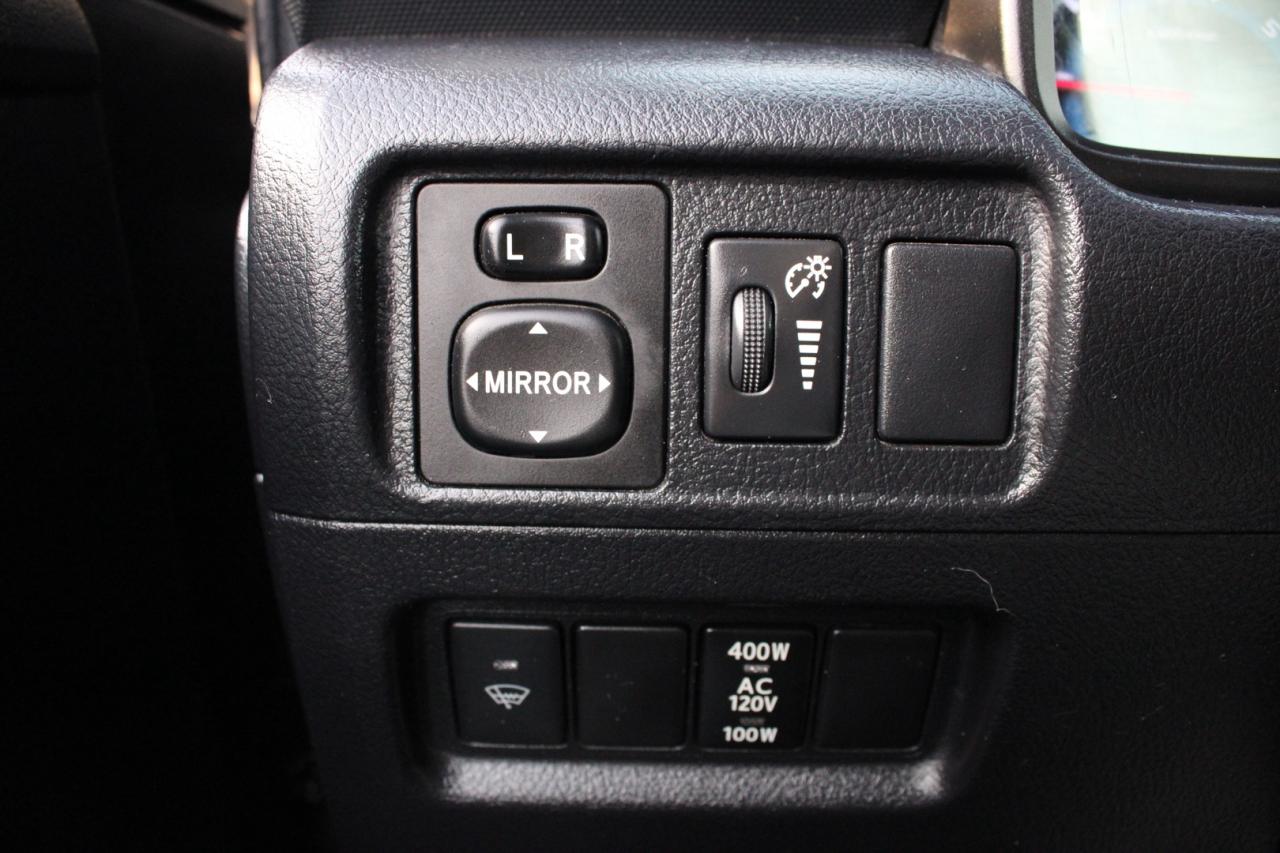 2015 Toyota 4Runner SR5 4WD SR5   LIMITED   SAFETY CERTIFIED Photo