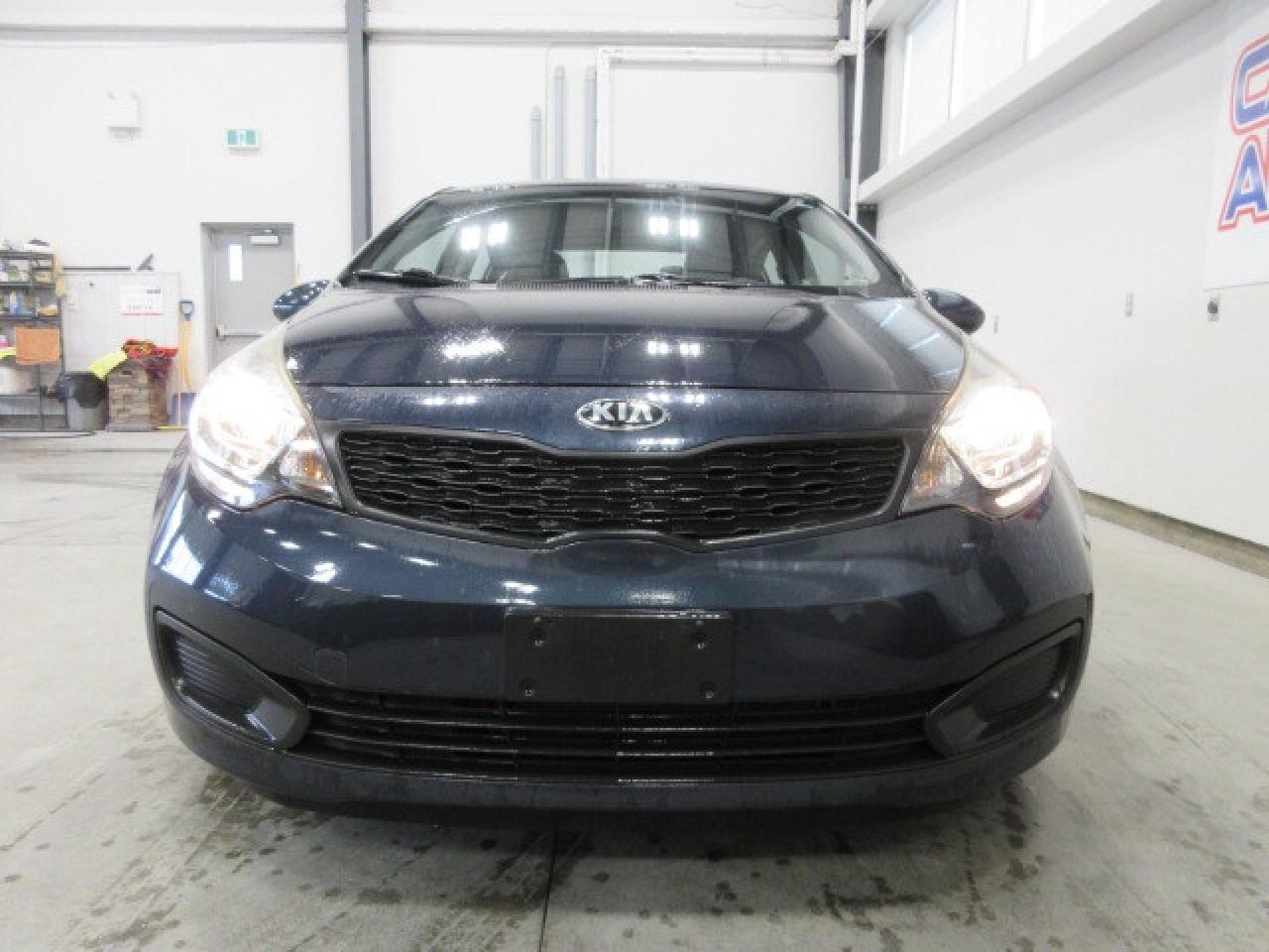 2015 Kia Rio LX+, AUTO, A/C, HTD SEATS, BT, JUST 100K! Photo