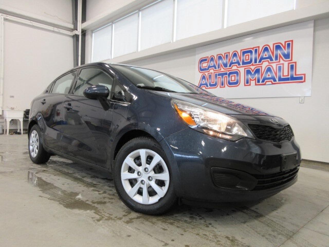 2015 Kia Rio LX+, AUTO, A/C, HTD SEATS, BT, JUST 100K! Photo