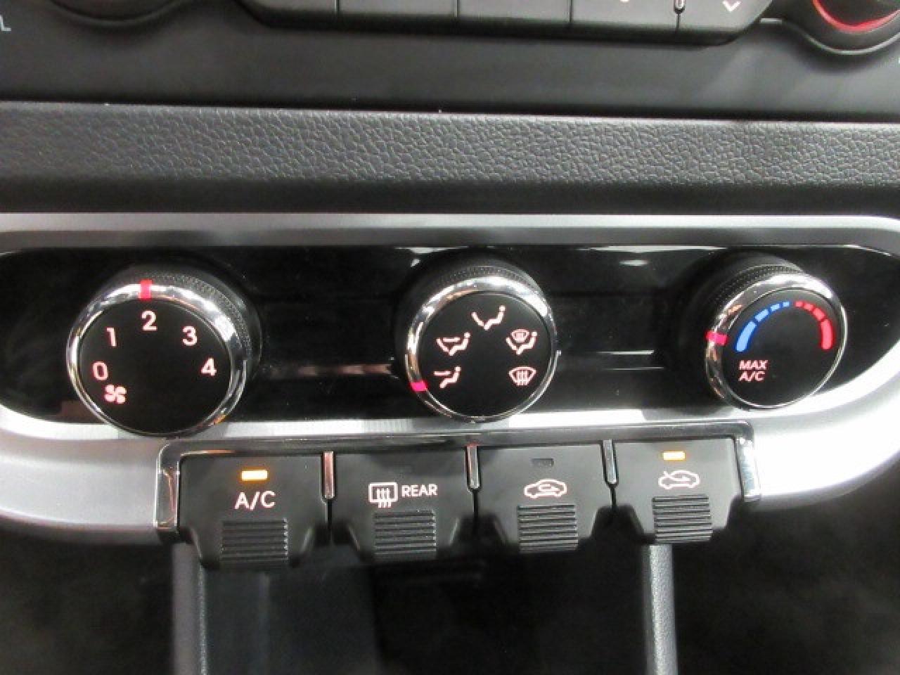 2015 Kia Rio LX+, AUTO, A/C, HTD SEATS, BT, JUST 100K! Photo