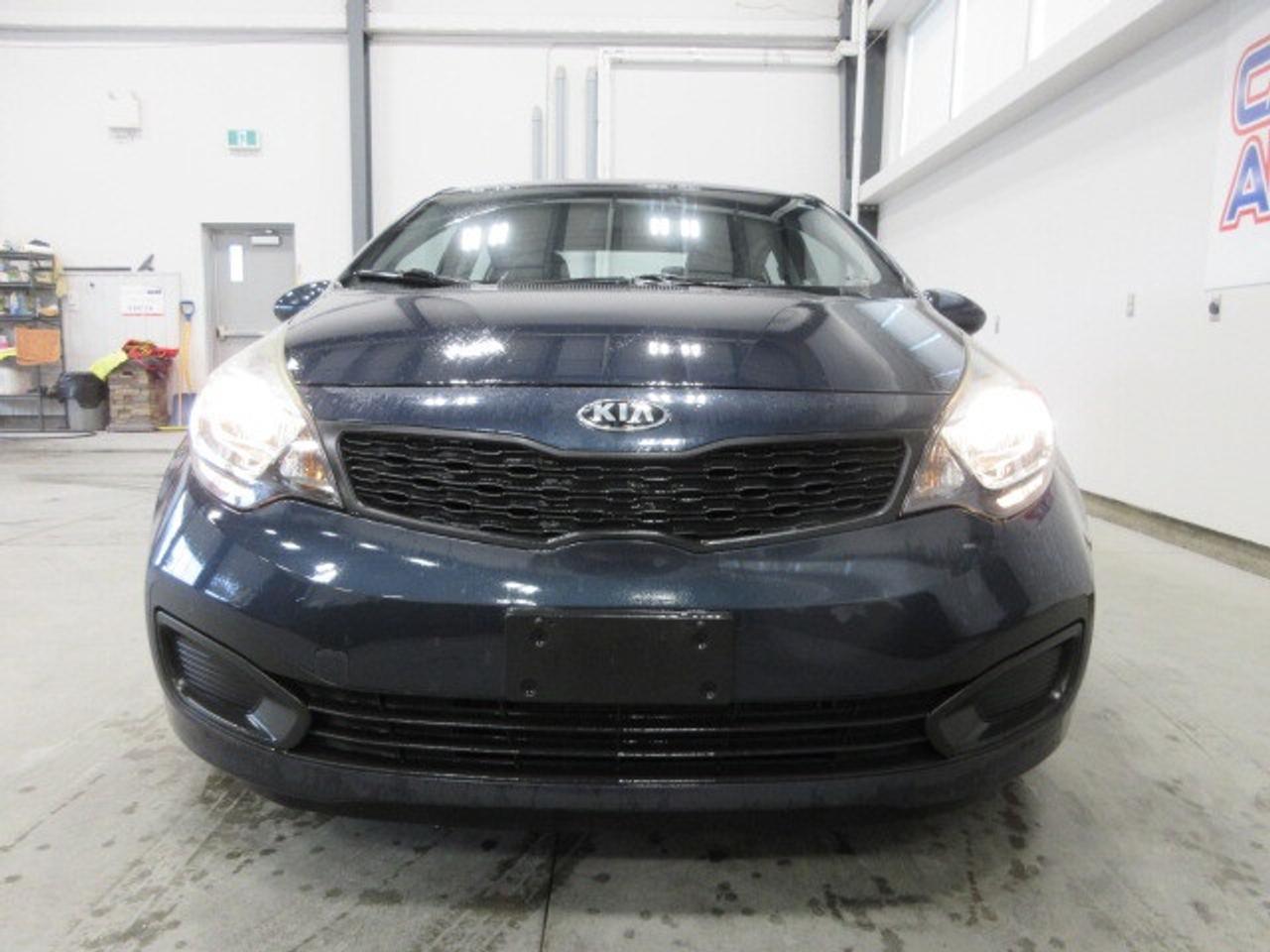 2015 Kia Rio LX+, AUTO, A/C, HTD SEATS, BT, JUST 100K! Photo