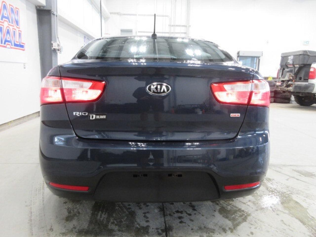 2015 Kia Rio LX+, AUTO, A/C, HTD SEATS, BT, JUST 100K! Photo
