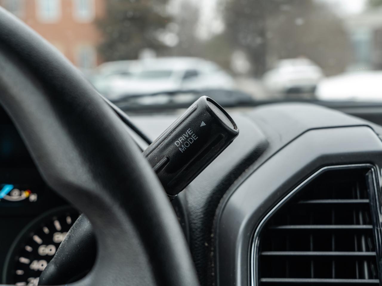 2020 Ford F-150 XLT 4WD SuperCrew 5.5' Box  BACK UP CAMERA Photo