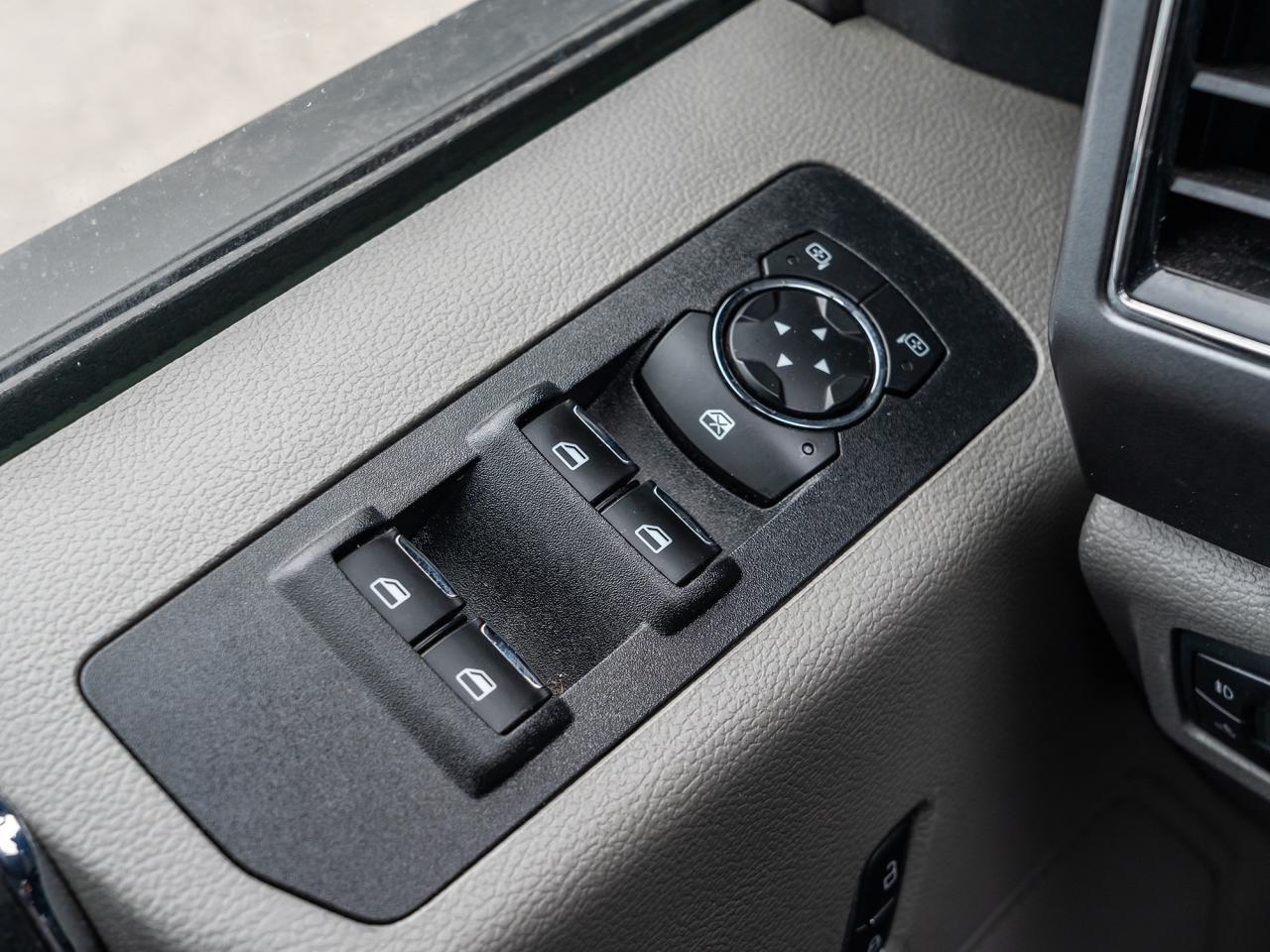 2020 Ford F-150 XLT 4WD SuperCrew 5.5' Box  BACK UP CAMERA Photo