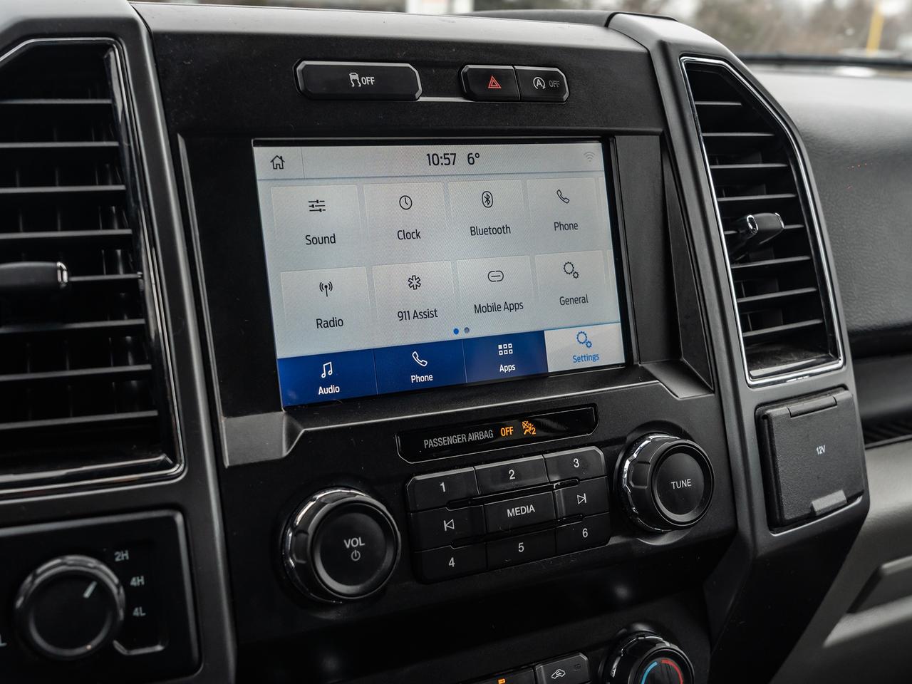 2020 Ford F-150 XLT 4WD SuperCrew 5.5' Box  BACK UP CAMERA Photo