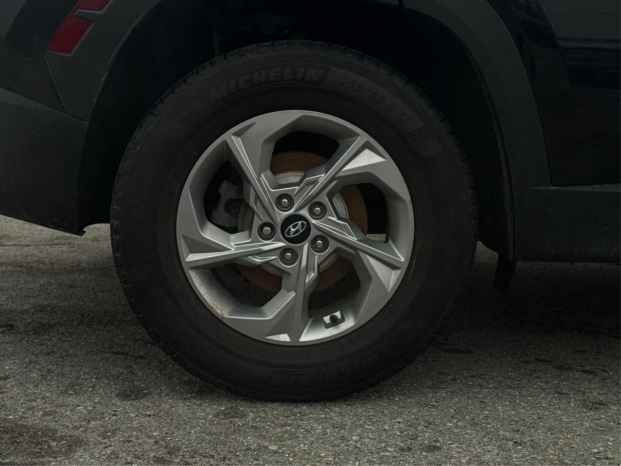 2023 Hyundai Tucson AWD HEATED SEATS REAR CAM WE FINANCE ALL CREDIT Photo