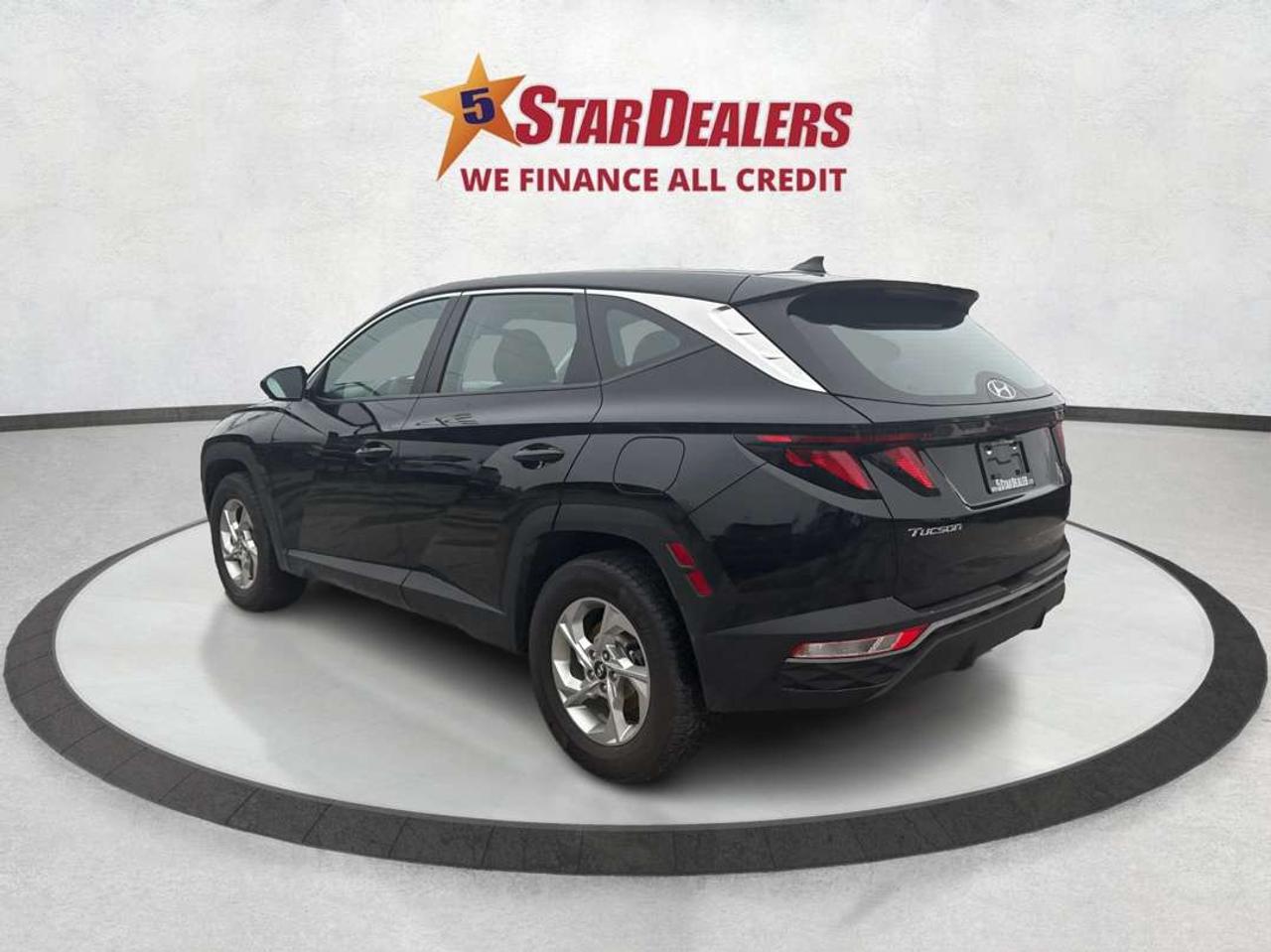 2023 Hyundai Tucson AWD HEATED SEATS REAR CAM WE FINANCE ALL CREDIT Photo4