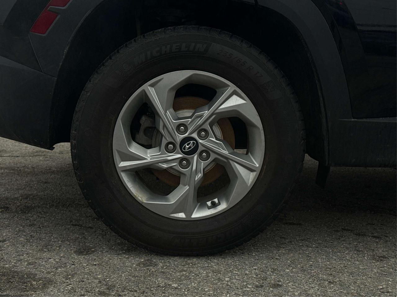 2023 Hyundai Tucson AWD HEATED SEATS REAR CAM WE FINANCE ALL CREDIT Photo