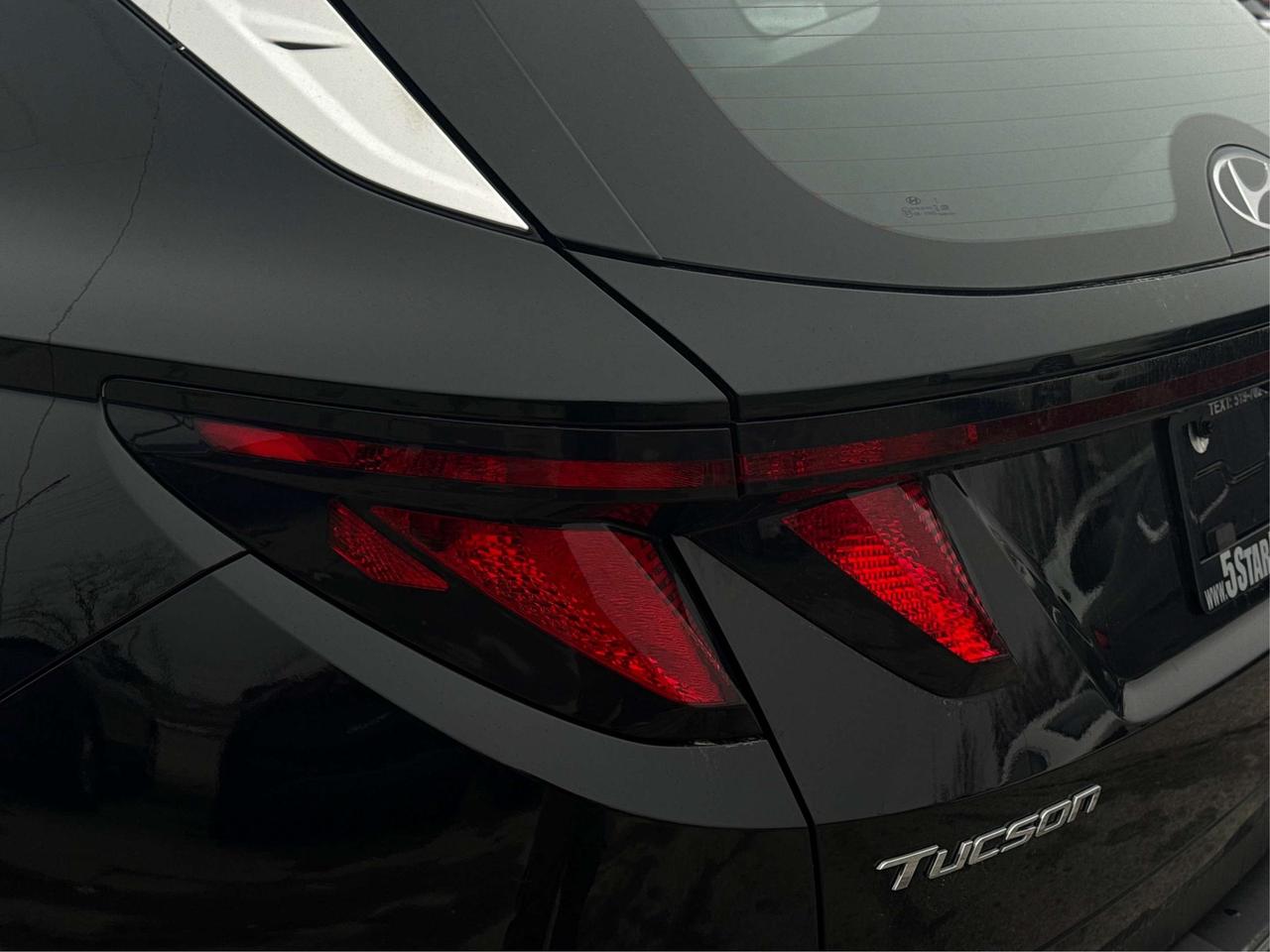 2023 Hyundai Tucson AWD HEATED SEATS REAR CAM WE FINANCE ALL CREDIT Photo