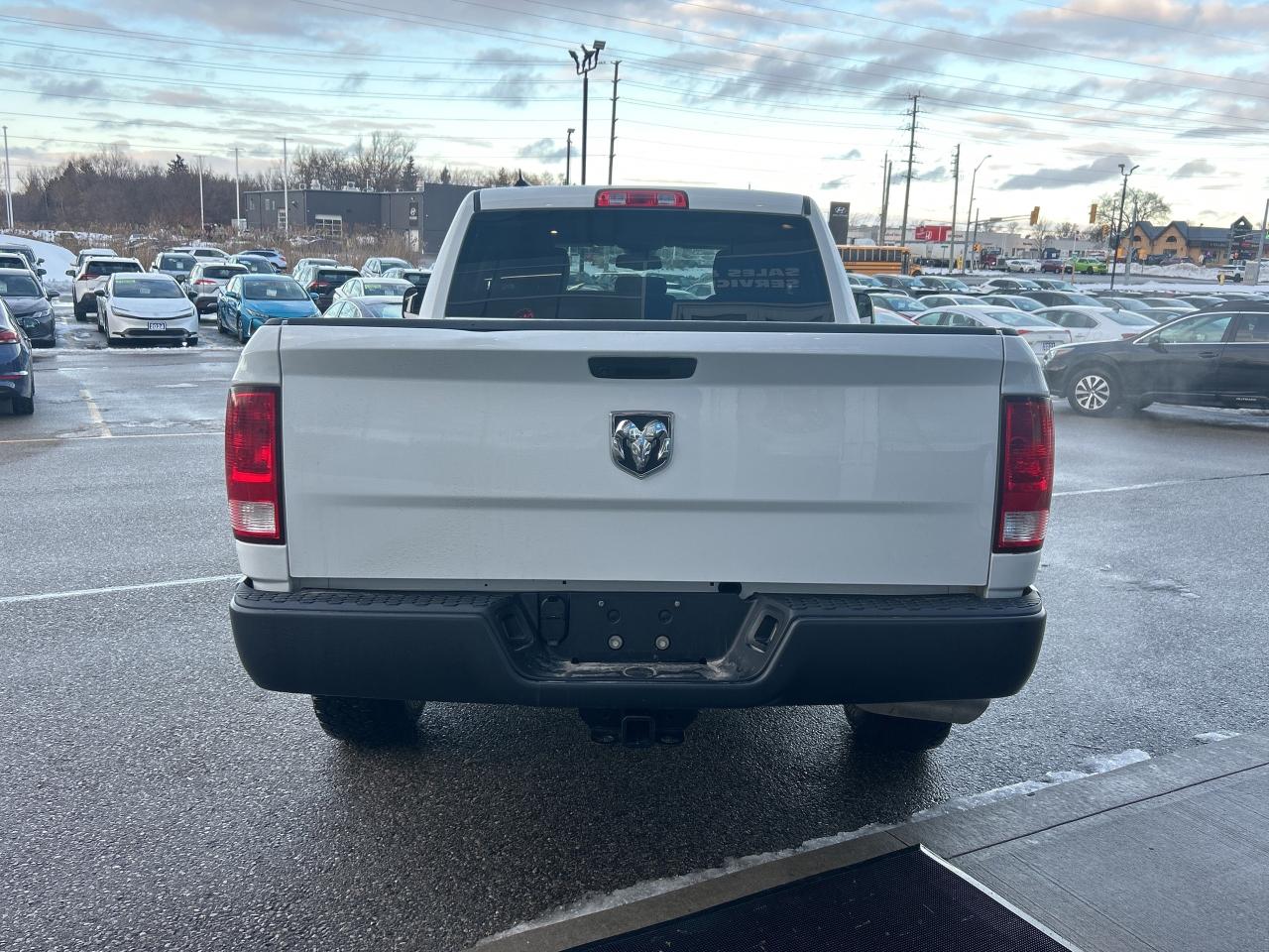 2022 RAM 1500 Classic Tradesman Quad Cab 6'4 Box Photo3