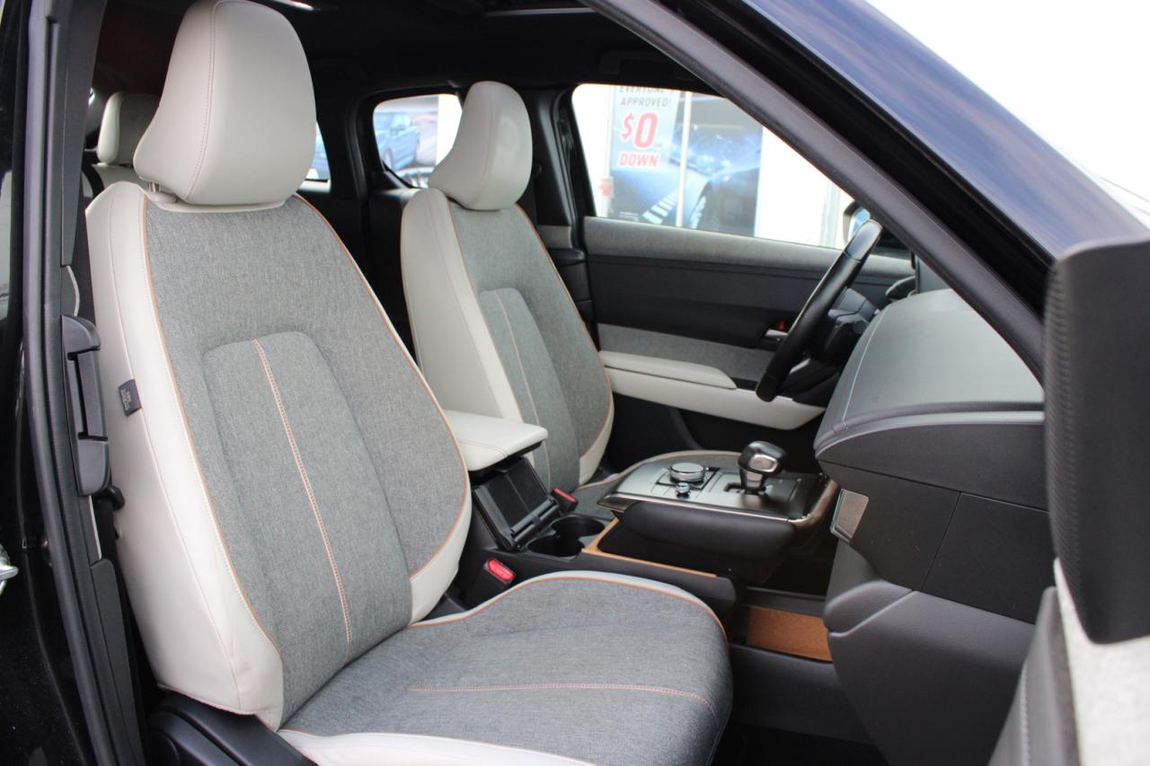 2022 Mazda MX-30 EV Sky Active Premium Plus 55/Weekly No Accident C Photo