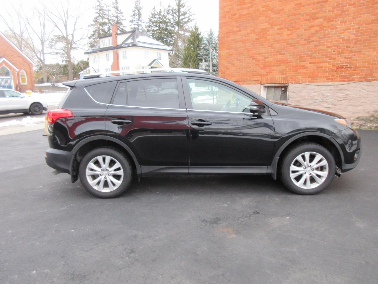 2013 Toyota RAV4 AWD 4dr Limited Photo