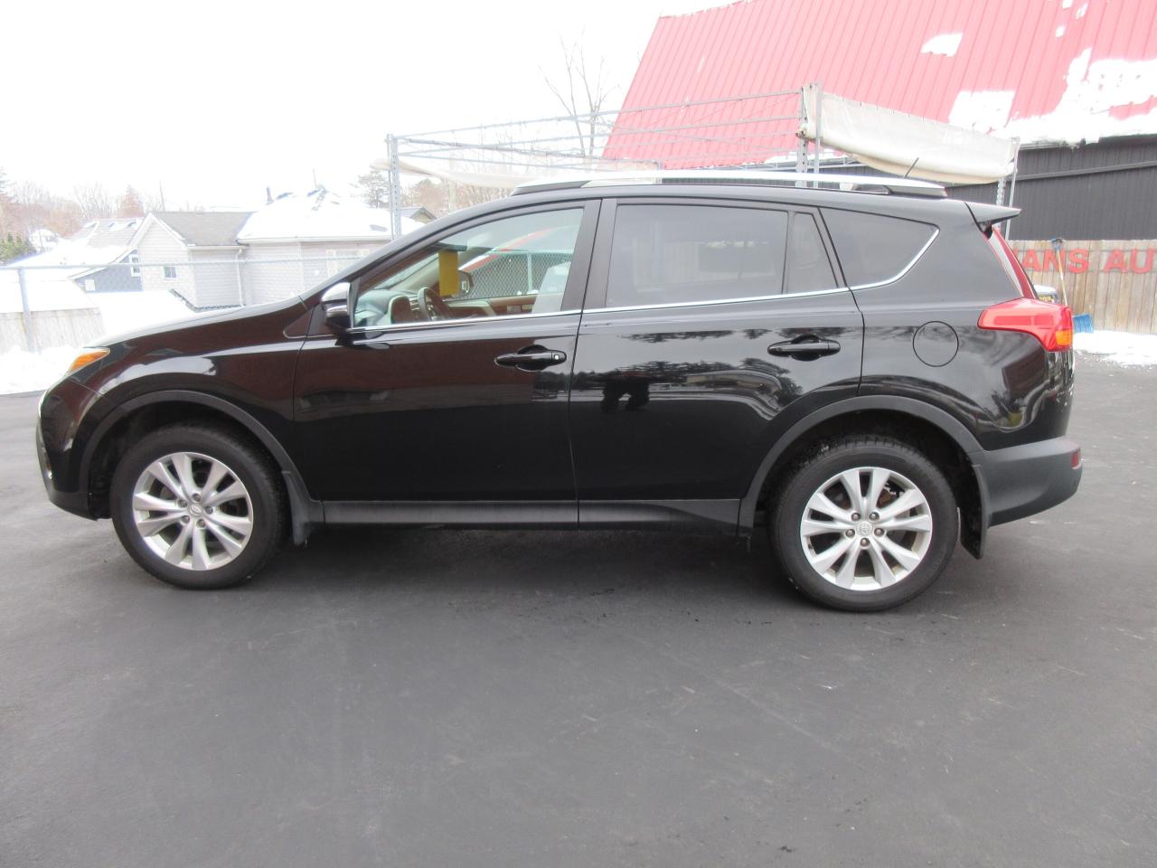 2013 Toyota RAV4 AWD 4dr Limited Photo