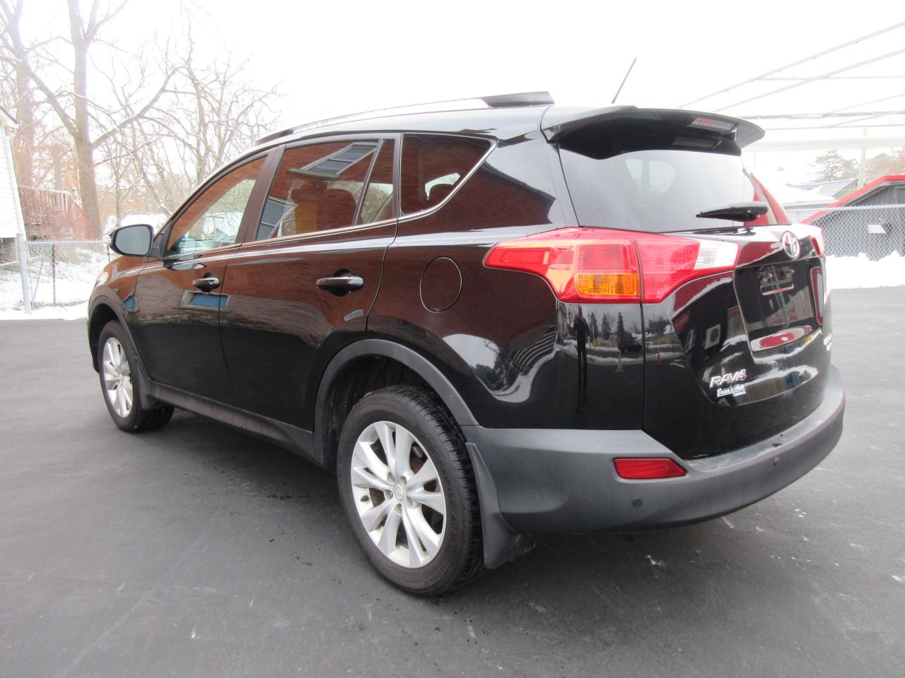 2013 Toyota RAV4 AWD 4dr Limited Photo