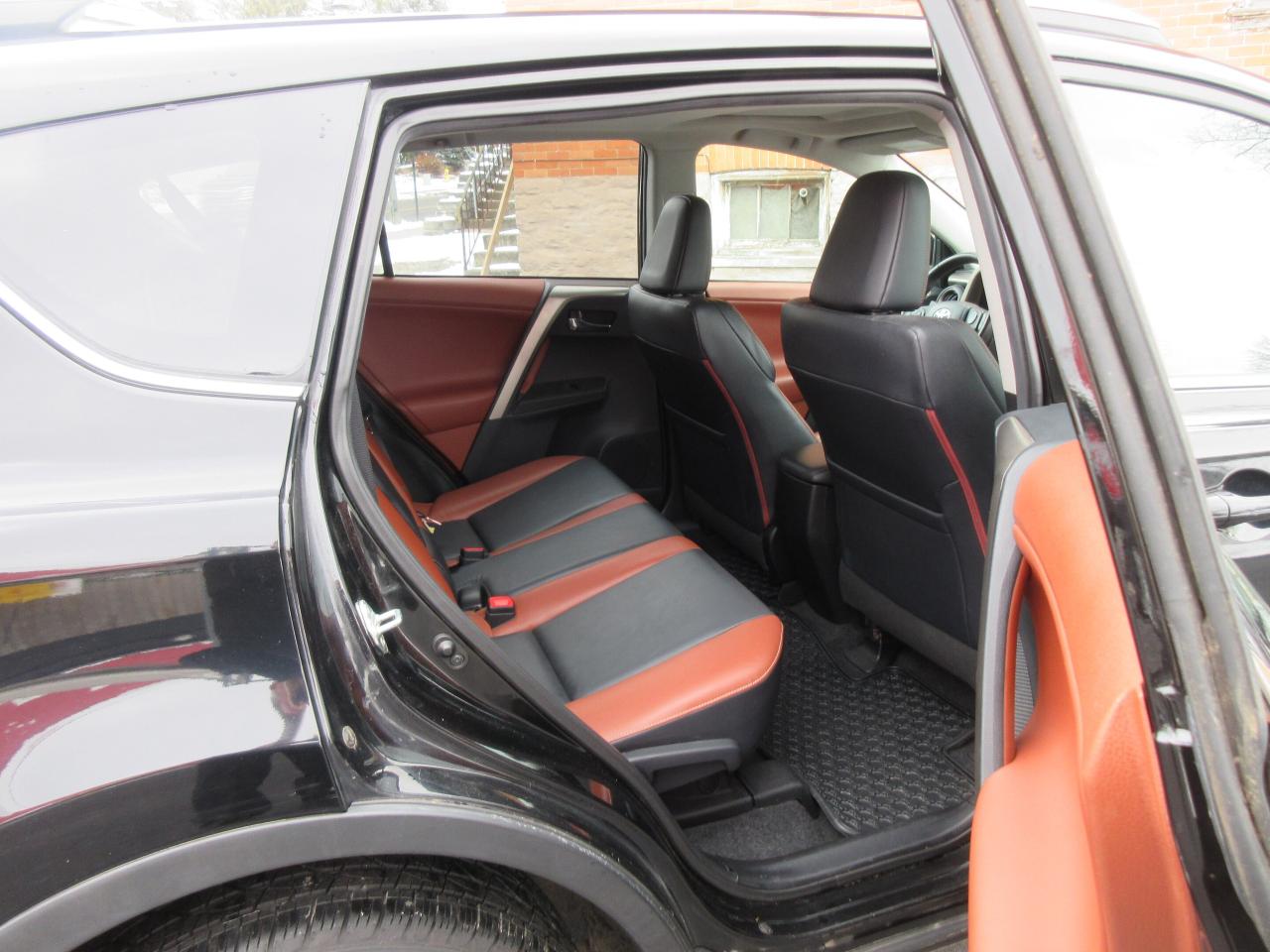 2013 Toyota RAV4 AWD 4dr Limited Photo