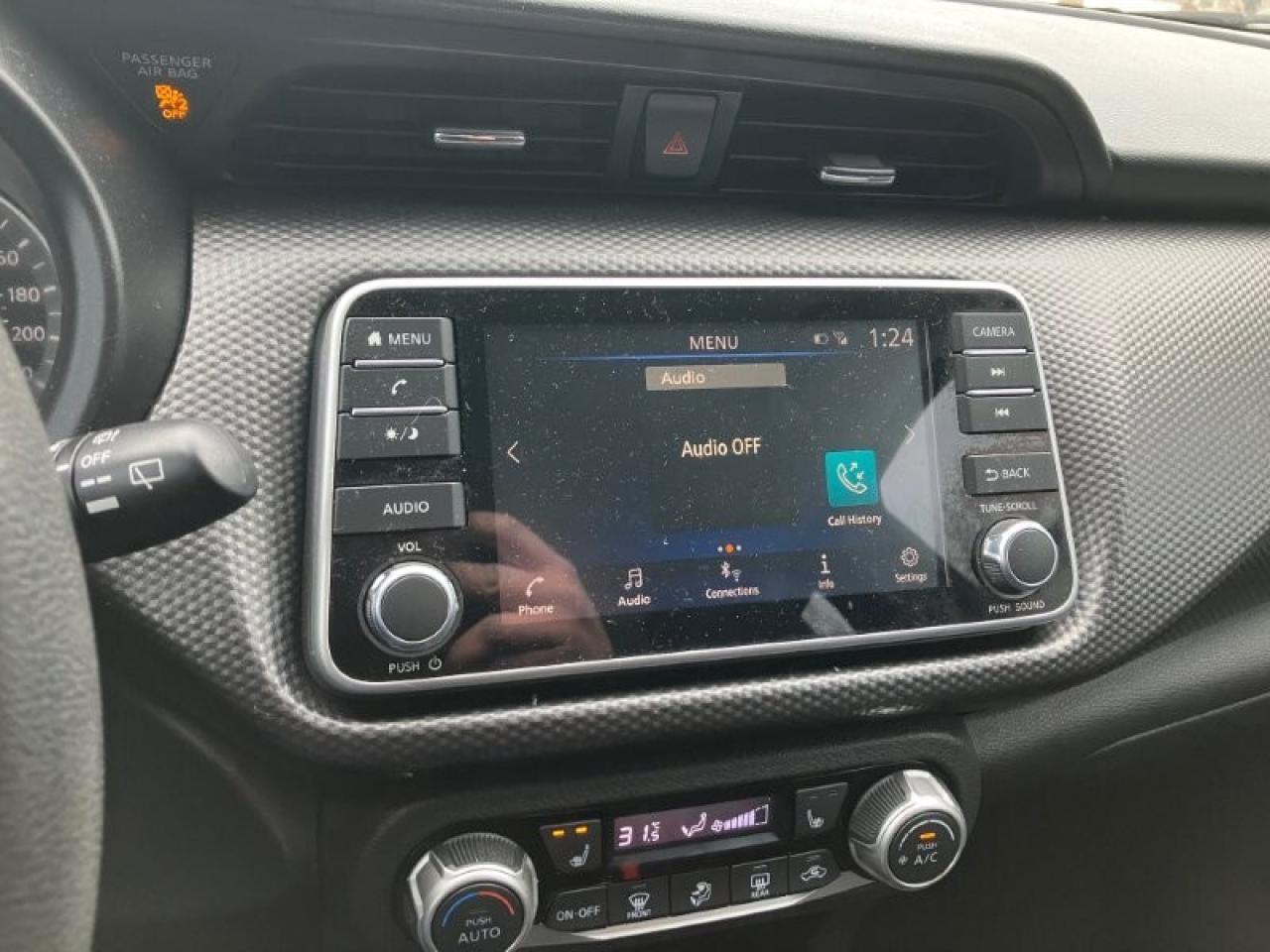 2019 Nissan Kicks SV FWD Photo