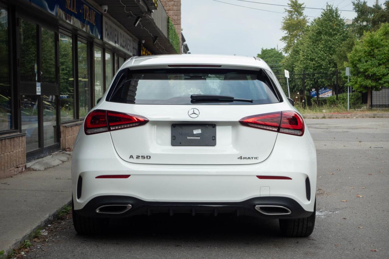 2021 Mercedes-Benz A-Class A 250 4MATIC Photo4