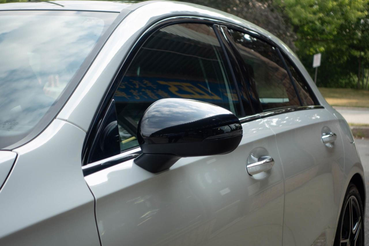 2021 Mercedes-Benz A-Class A 250 4MATIC Photo