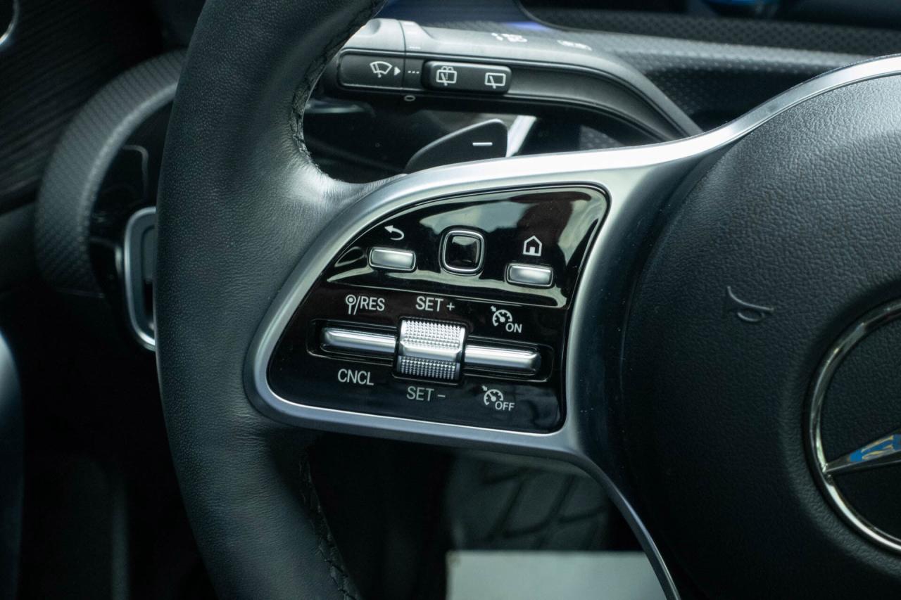 2021 Mercedes-Benz A-Class A 250 4MATIC Photo