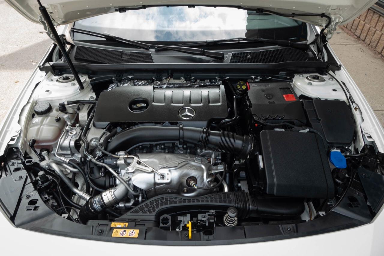 2021 Mercedes-Benz A-Class A 250 4MATIC Photo