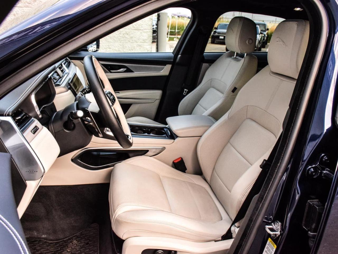 2024 Jaguar F-PACE P250 R-Dynamic S/DEALER MAINTAINED/ONE OWNER Photo