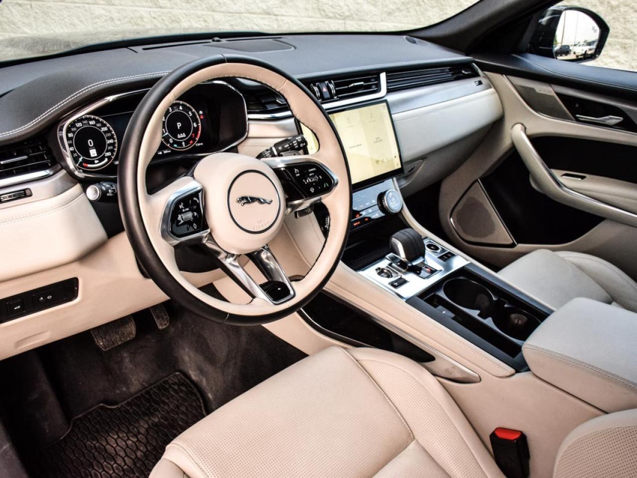 2024 Jaguar F-PACE P250 R-Dynamic S/DEALER MAINTAINED/ONE OWNER Photo