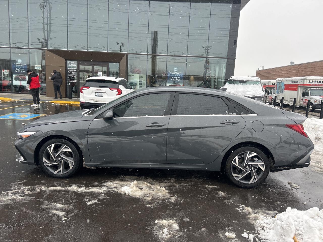 2024 Hyundai Elantra Luxury IVT   Starting from 4.49% OAC Photo