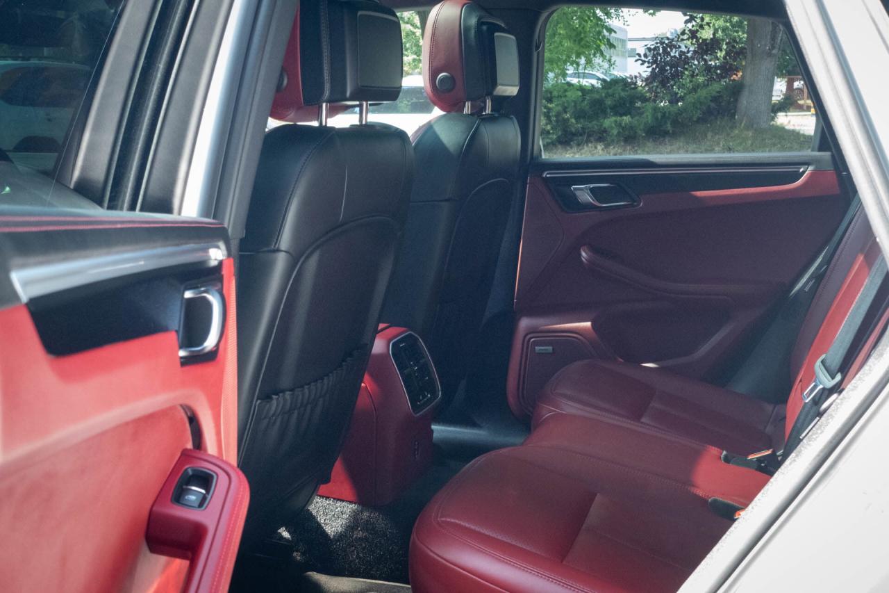 2022 Porsche Macan GTS   CarFax Clean Photo