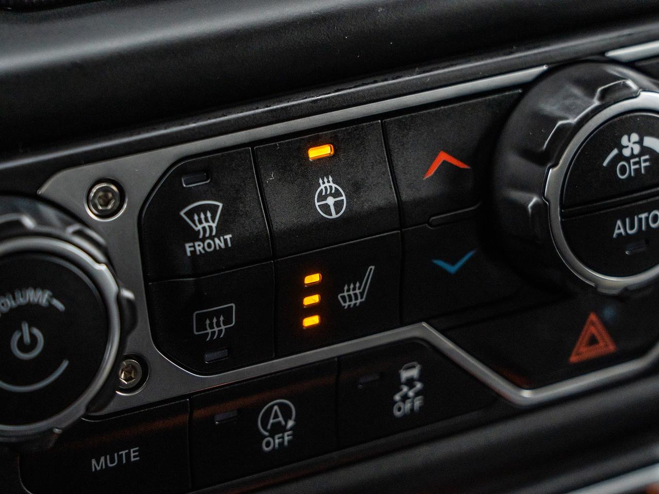 2022 Jeep Wrangler Unlimited Willys 4x4  NAVI & SOUND GRP  COLD WEATH Photo