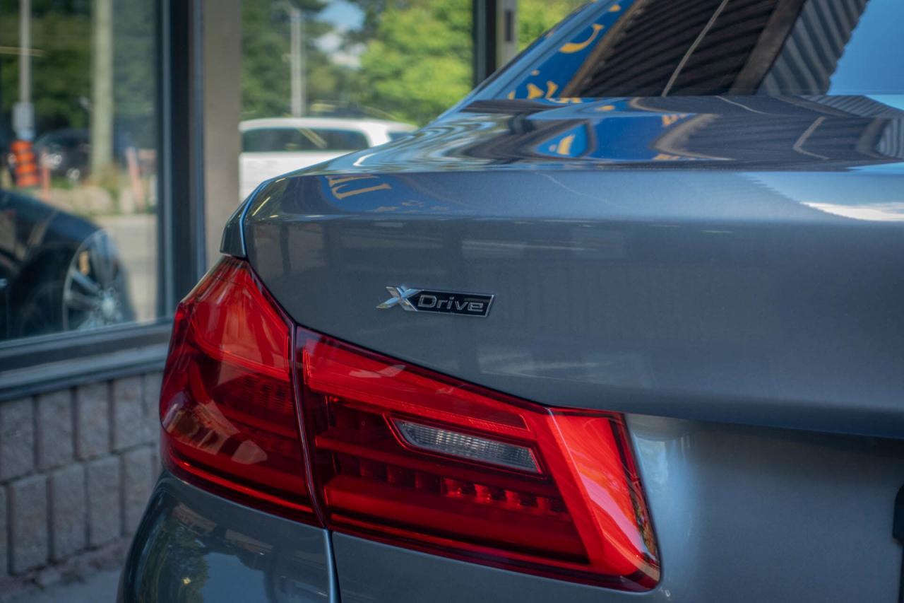 2020 BMW 5 Series 530i xDrive Photo