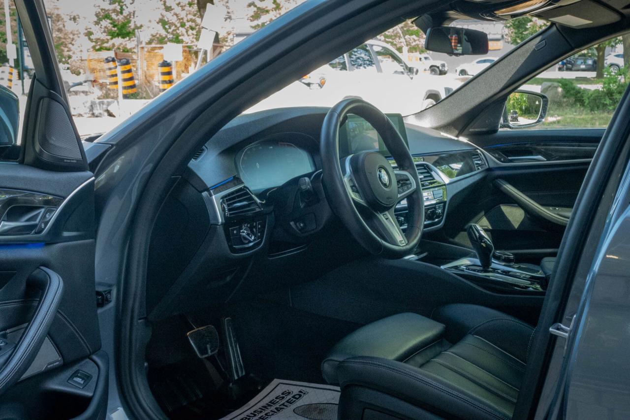 2020 BMW 5 Series 530i xDrive Photo
