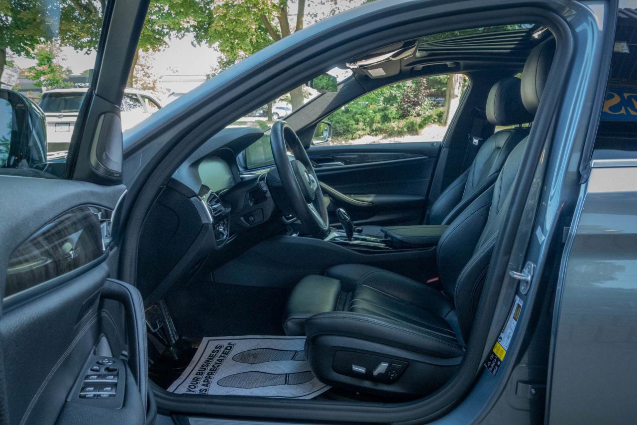 2020 BMW 5 Series 530i xDrive Photo