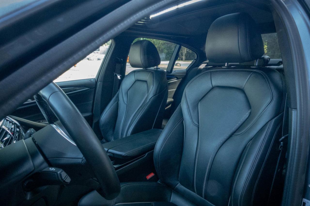 2020 BMW 5 Series 530i xDrive Photo