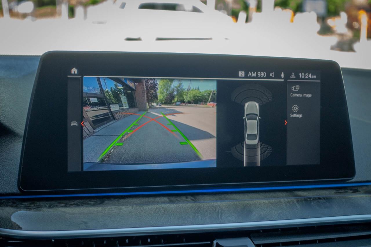 2020 BMW 5 Series 530i xDrive Photo