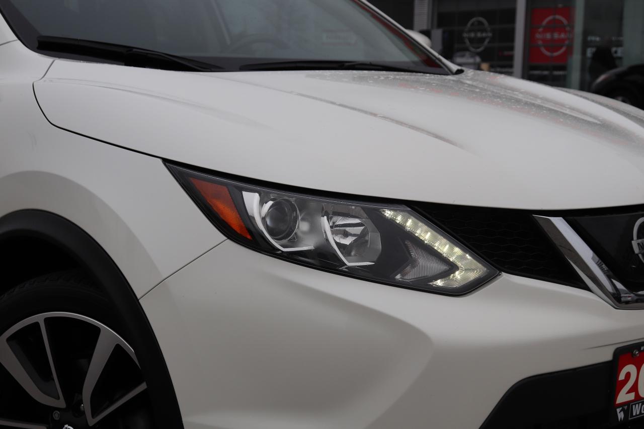 2019 Nissan Qashqai SL AWD NO ACCIDENTS DEALER SERVICED LOW KMS LEATHR Photo2