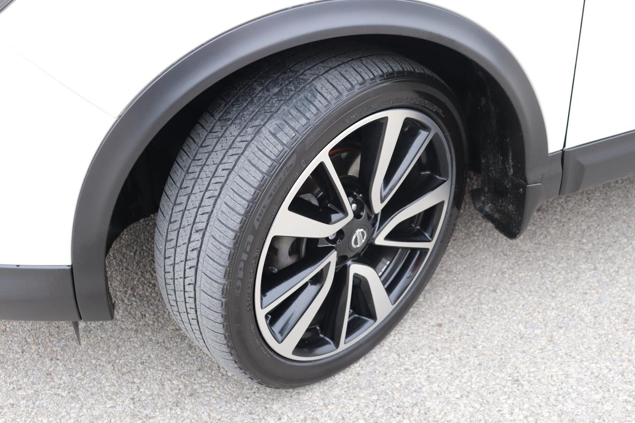 2019 Nissan Qashqai SL AWD NO ACCIDENTS DEALER SERVICED LOW KMS LEATHR Photo