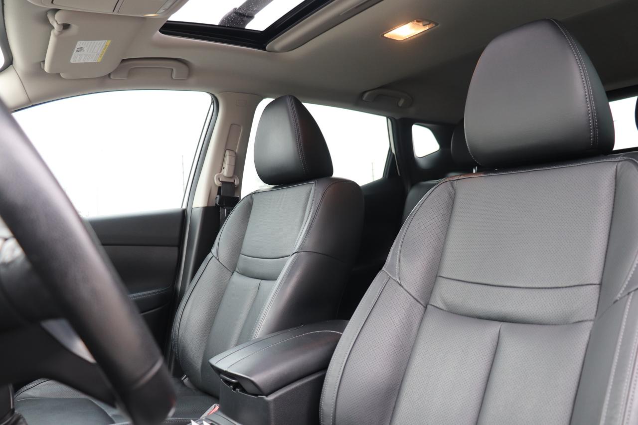 2019 Nissan Qashqai SL AWD NO ACCIDENTS DEALER SERVICED LOW KMS LEATHR Photo